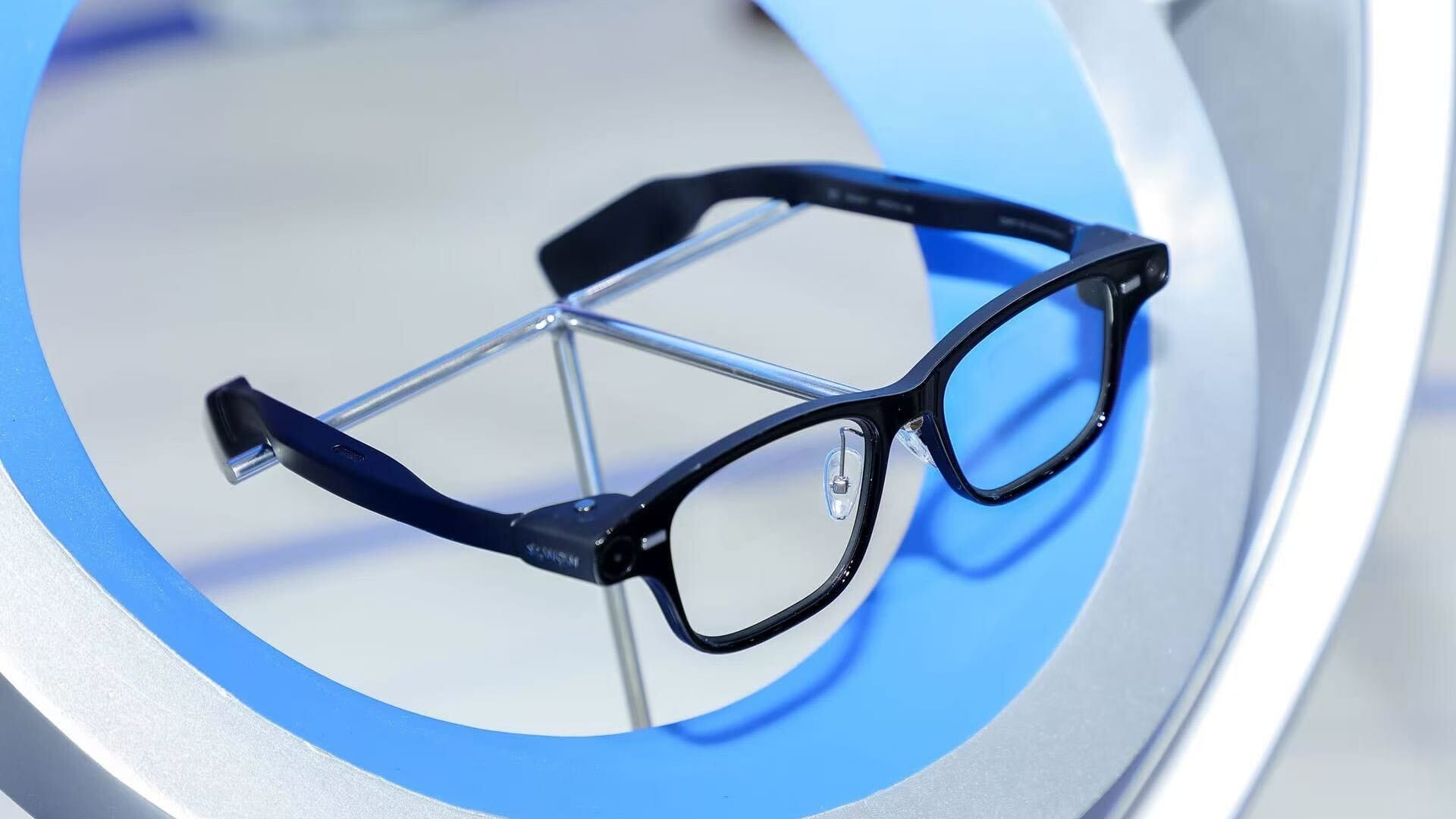 Alibaba Unveils Quark AI Glasses, Its First Display-Equipped Wearables Aiming at Meta’s Territory
